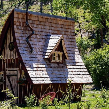 Camping La Ferme De Кастеллан Екстер'єр фото