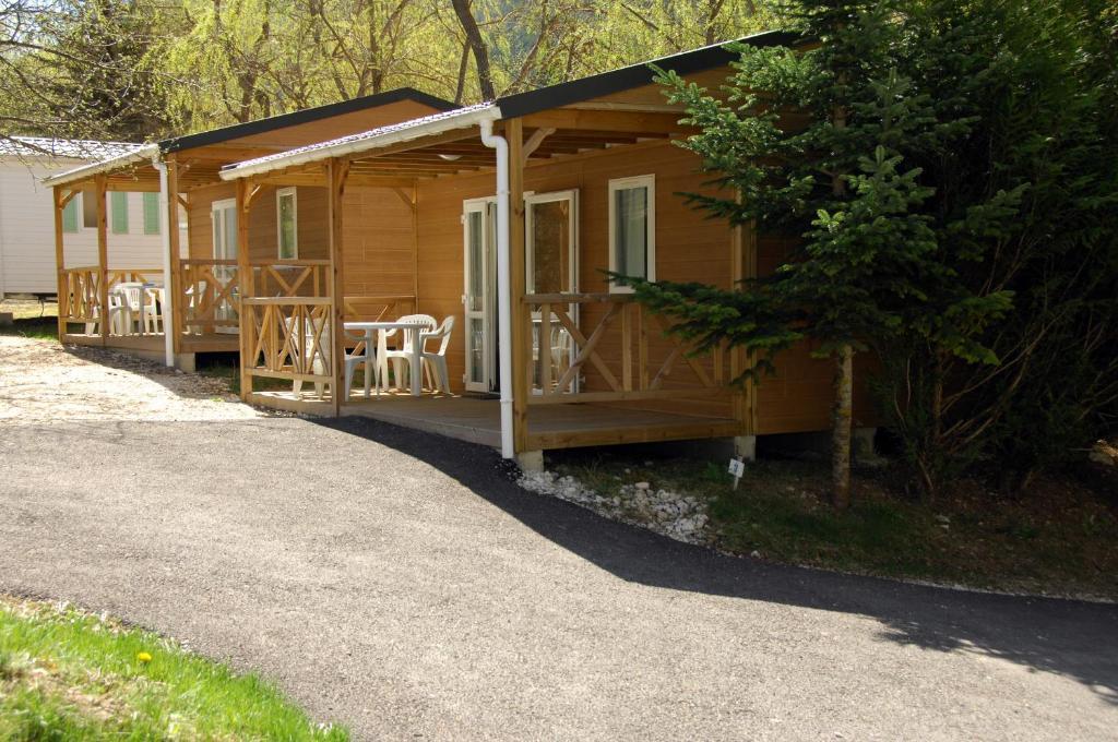 Camping La Ferme De Кастеллан Номер фото